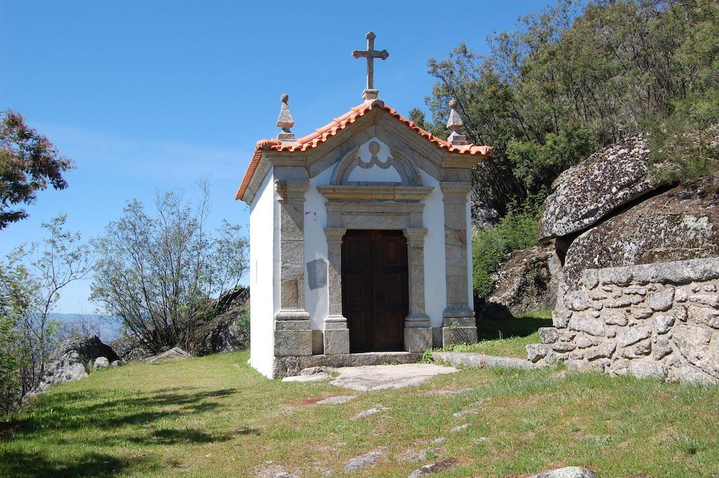 Gojim Casa Rural Armamar Esterno foto